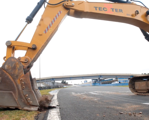 Demolição do Autódromo Internacional de Curitiba/PR "AIC" (TECTER)